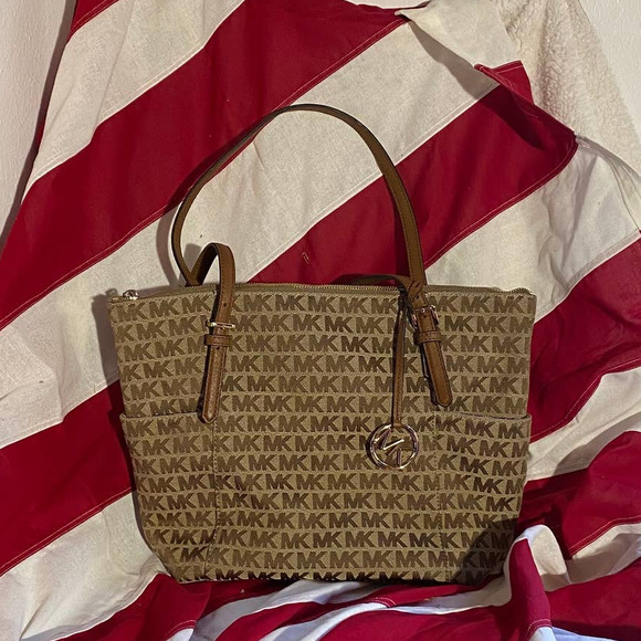 MK Michael Kors Jet Set Initial Monogram Handbag Bag Purse Travel Tote - Picture 1 of 14